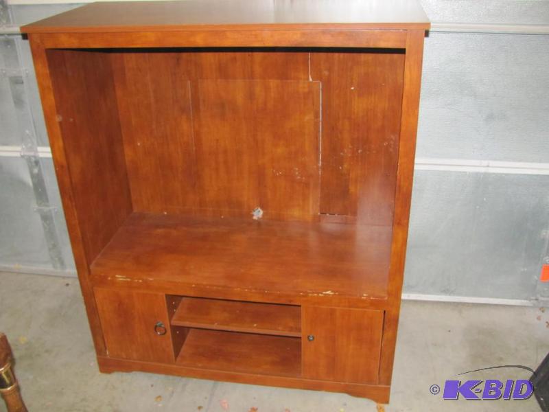 lot 77 image: EntertainmentTV Cabinet. Approx. 18.5" ...