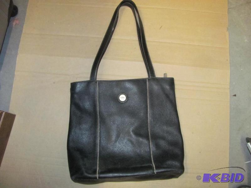 lot 87 image: SAK Original PurseBag with zippered top. Ver...