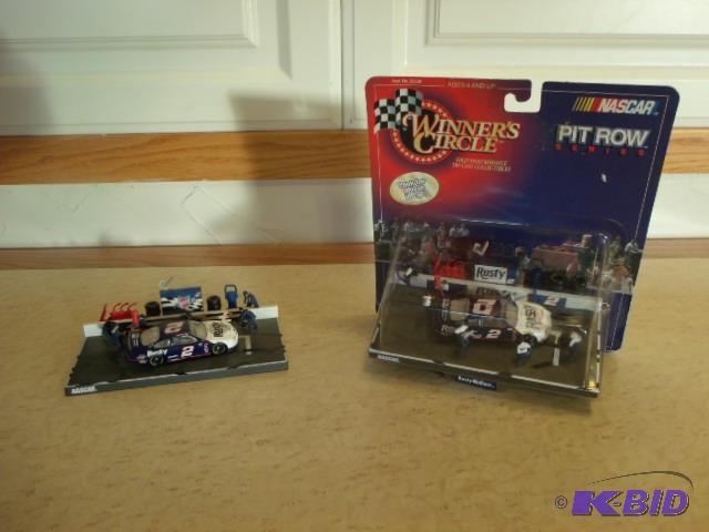 Rusty Wallace 164 scale pit row scenes