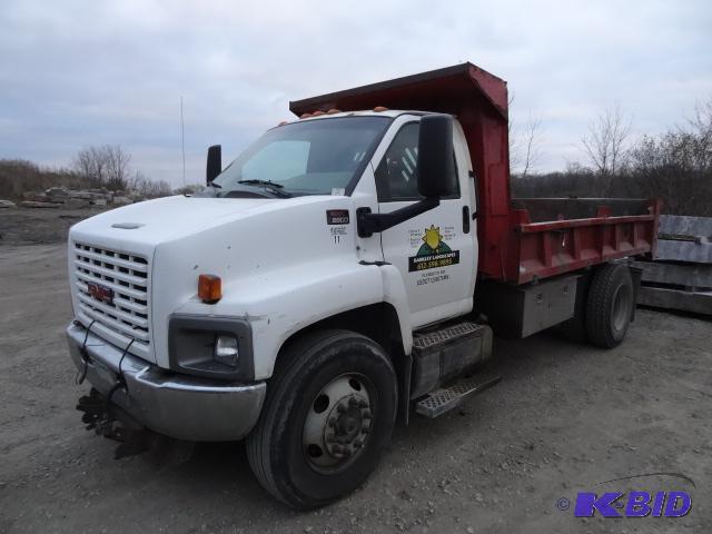 2005 GMC C6500 Contractor dump truck. 188,982...
