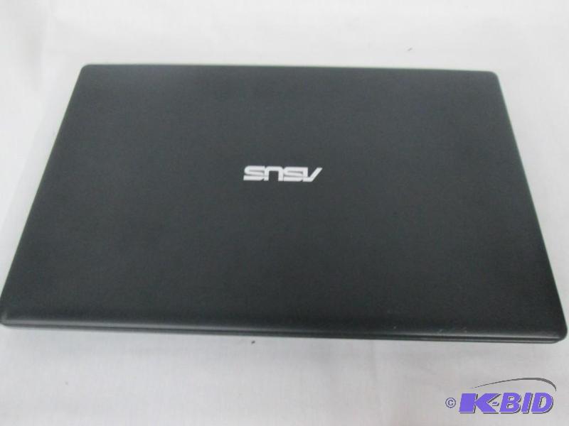 ASUS 15.6 4GB Windows 8 Laptop