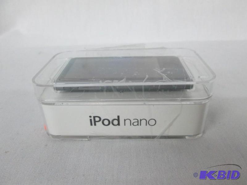 Apple iPod Nano 7th Generation 16GB
