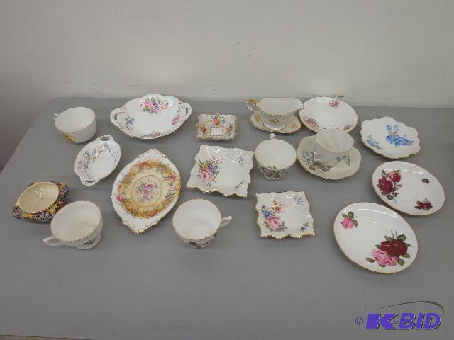 China CupsSaucers Plus 5 - 1 12&quot x 3&...