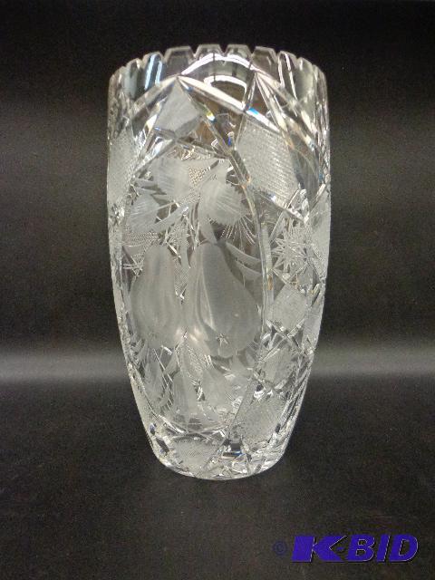Beautiful Crystal Vase Etched Vase with Beaut...