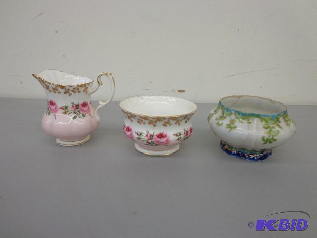 Pitcher &amp Cups Little China Pitcher - 3 1...