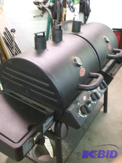 Grill & Smoker