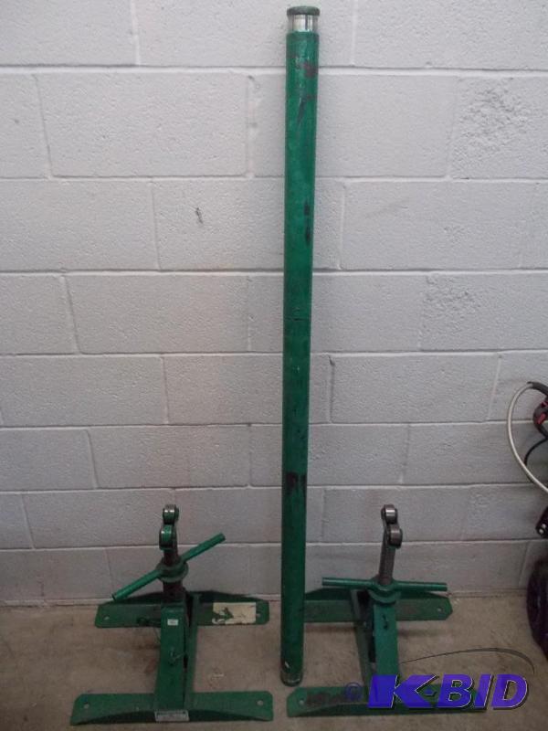 Reel Stand