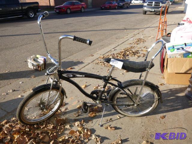 lot 120 image: Low Rider F4 Bicycle...