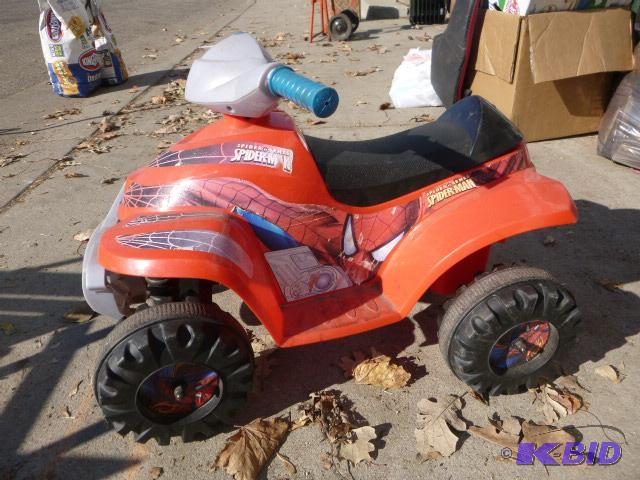 lot 143 image: Childs ATV 12 volt, has battery, no charger....