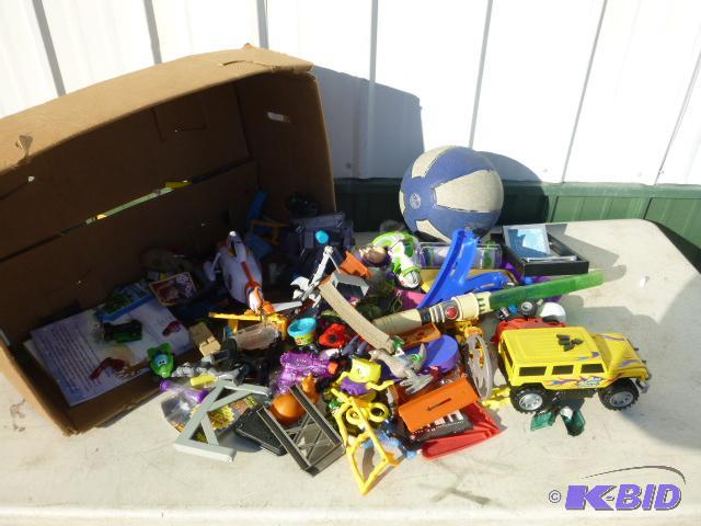 lot 171 image: Lot of Miscellaneous Toys...