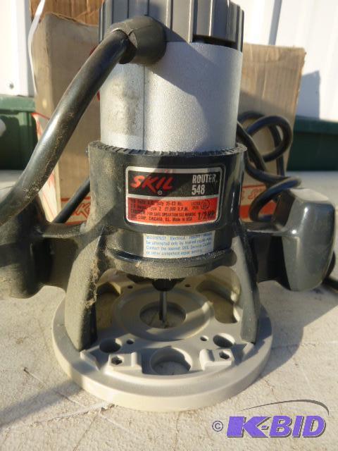 lot 185 image: Skil Router 548 Tested and works....