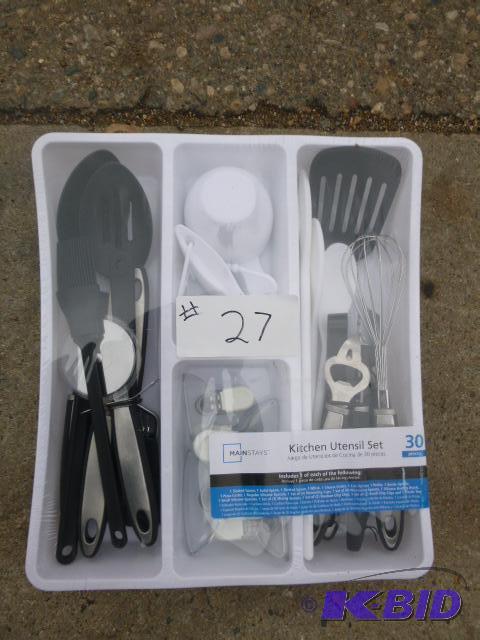 lot 27 image: New Kitchen Utensils 30 piece set....