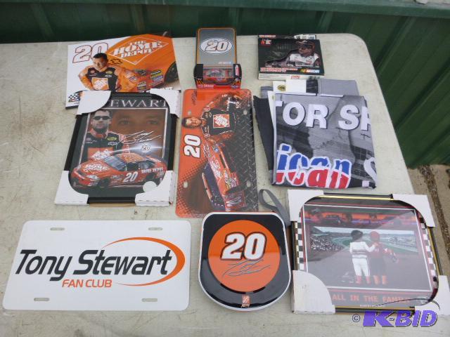lot 40 image: Miscellaneous NASCAR Items...