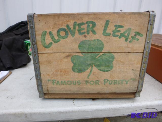 lot 63 image: Clover Leaf Wood Crate...