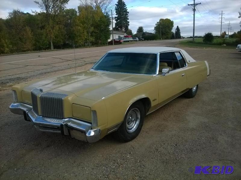 lot 1 image: 1976 Chrysler New Yorker Brougham