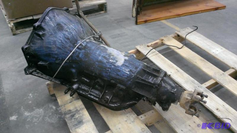 lot 4 image: C30 Hydro Turbo 400 Transmission