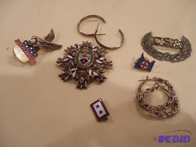 Organizational Pins