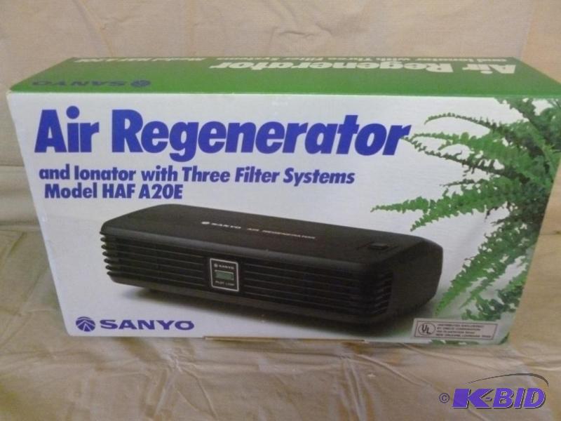 lot 105 image: Sanyo Air Regenerator And Ionator model HAF A...