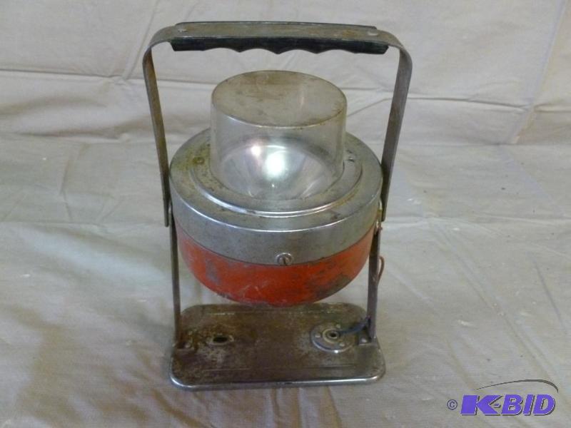 lot 134 image: Vintage emergency light....