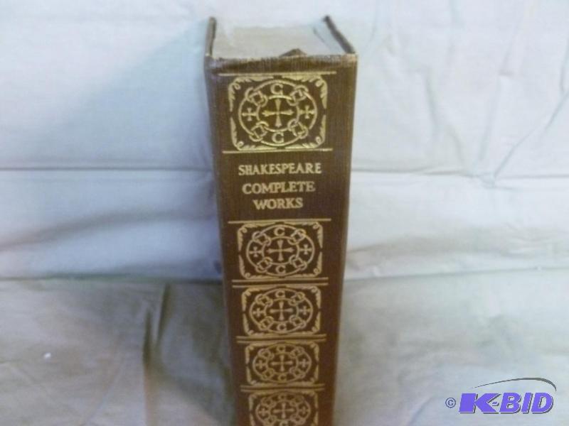 lot 137 image: Antique Book - Shakespeare Complete Works - 1...