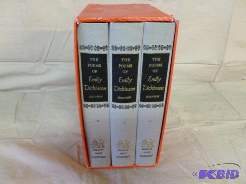 lot 138 image: Collectible Three Book Box Set - The Poems Of...