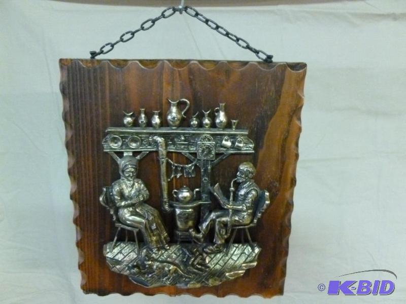 lot 181 image: Nice solid wood wall decoration that measures...
