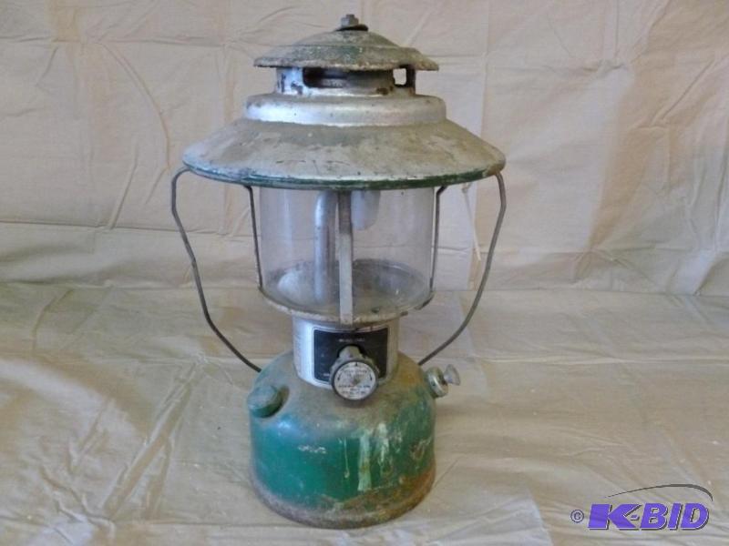 lot 52 image: Vintage Coleman double mantle lantern model 2...