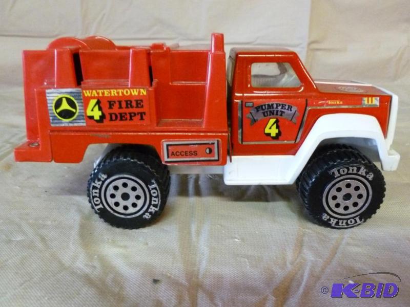 lot 93 image: Tonka&nbspWatertown Fire Dept. metal pumper ...