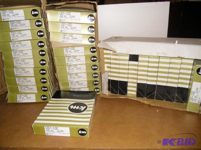 lot 20043 image: 3,000 KM Plastic Products Pin Back Style Name Badge Holders with Insert Cards