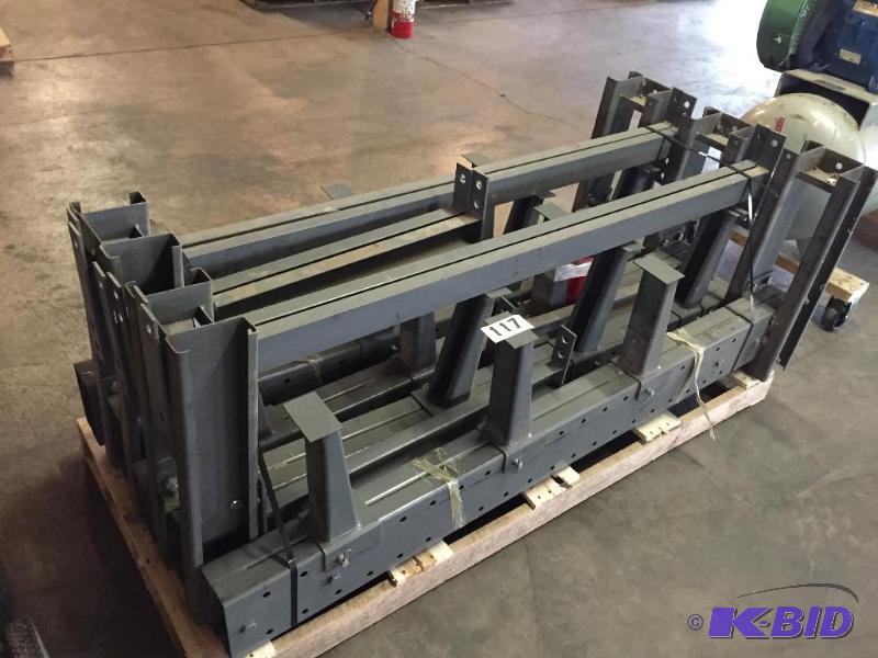 lot 117 image: Pallet lot of cantilever racking and hardware...