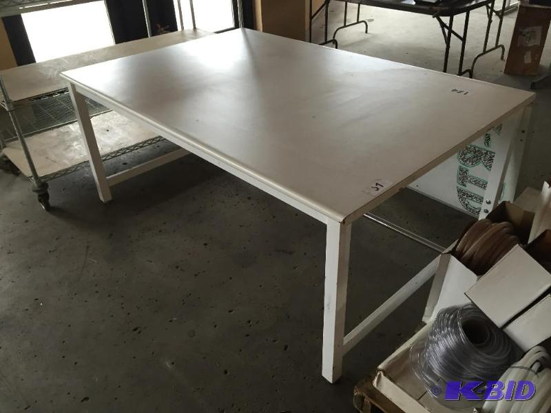 lot 124 image: Large metal framed table....