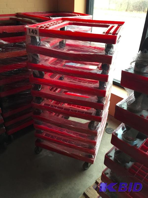 lot 140 image: Lot of 10 plastic dollies....