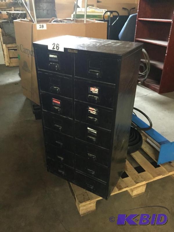 lot 26 image: Parts cabinet....