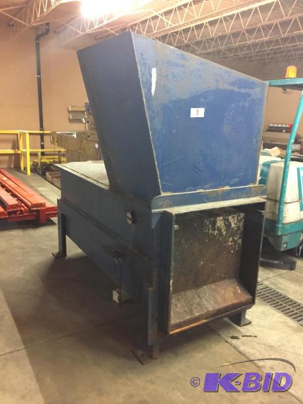 lot 3 image: Garbage compactor with power supply unit....