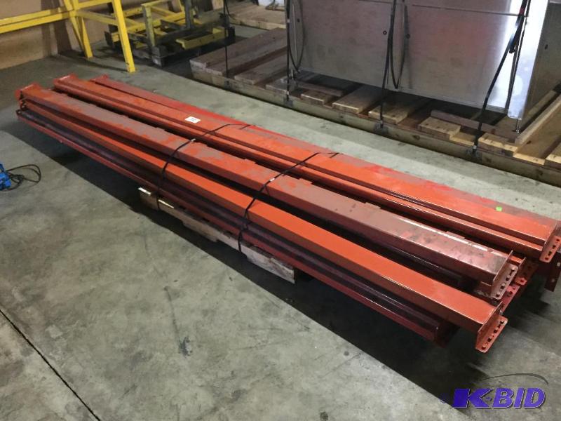 lot 30 image: Lot of 10 pallet racking beams....