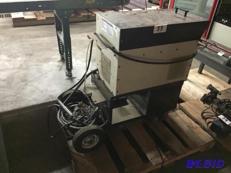 lot 33 image: PowerMate 225 amp heavy duty wire feed welder...