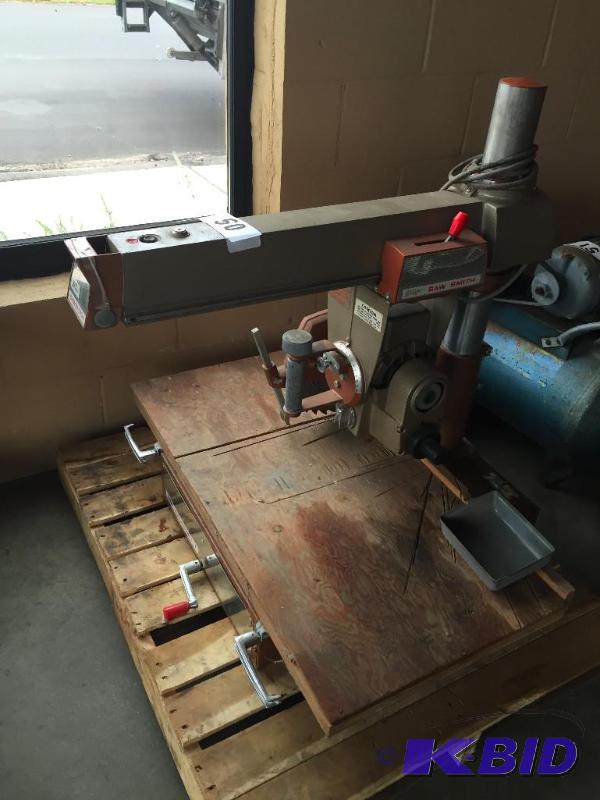lot 50 image: Magna Saw Smith radial arm saw....