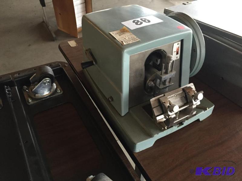 lot 86 image: Spencer 820 microtome....
