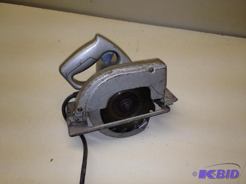 lot 139 image: Shop Craft Skil Saw   Tested and Works a...