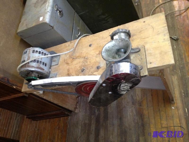 lot 14 image: Electric Meat Grinder  Just in time to proces...