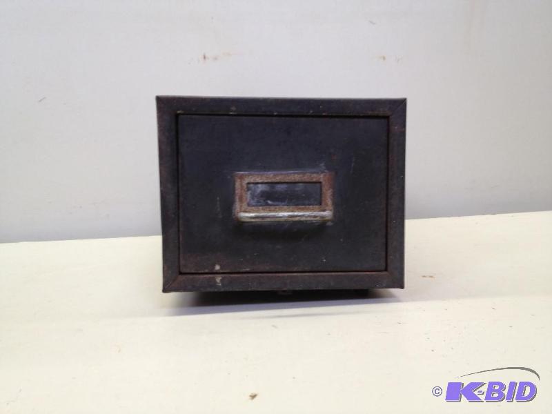 lot 152 image: Parts Drawer...