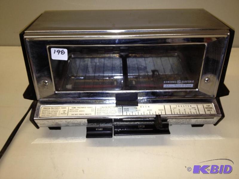 lot 198 image: GE Toaster Oven   Tested and Works ...