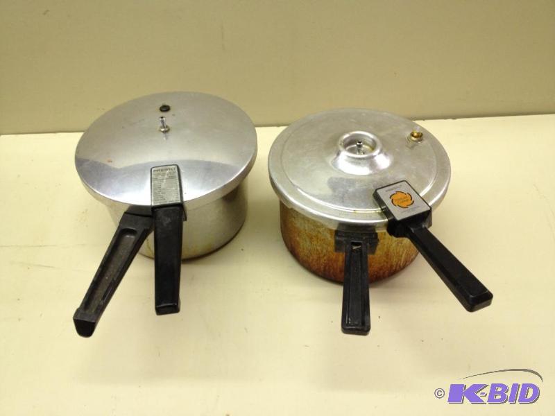 lot 200 image: Set Pressure Cookers ...