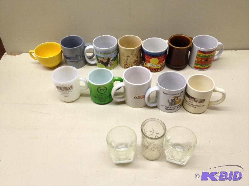 lot 203 image: Vintage Coffee Cups ...