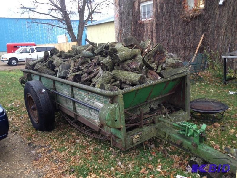 lot 3 image: John Deere Manure Spreader  Fire Wood
