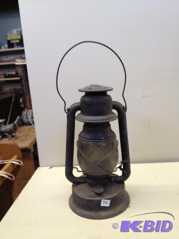 lot 36 image: Vintage Kerosene Lantern...