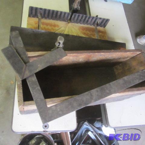 Miter Saw, Squares