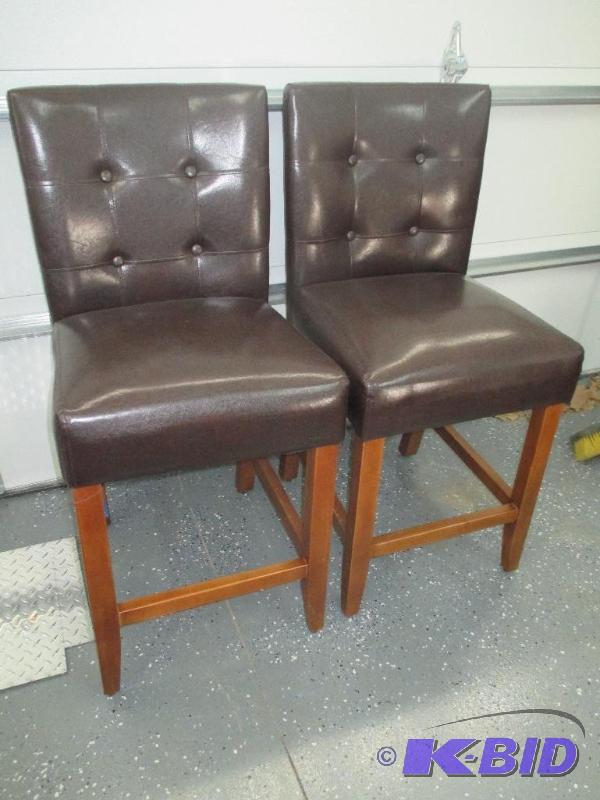 2 Leather Heigh Chairs New