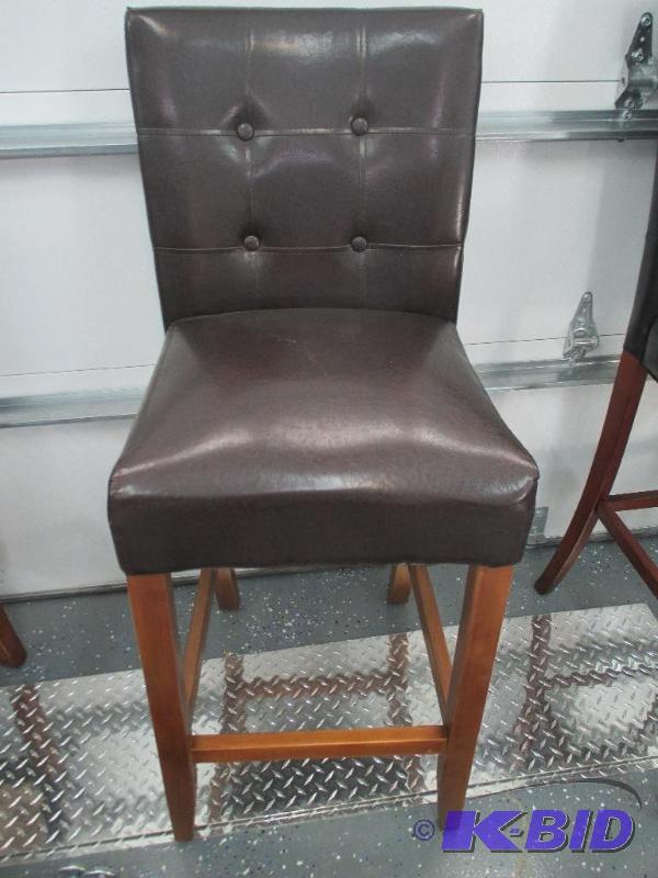 Stool with back