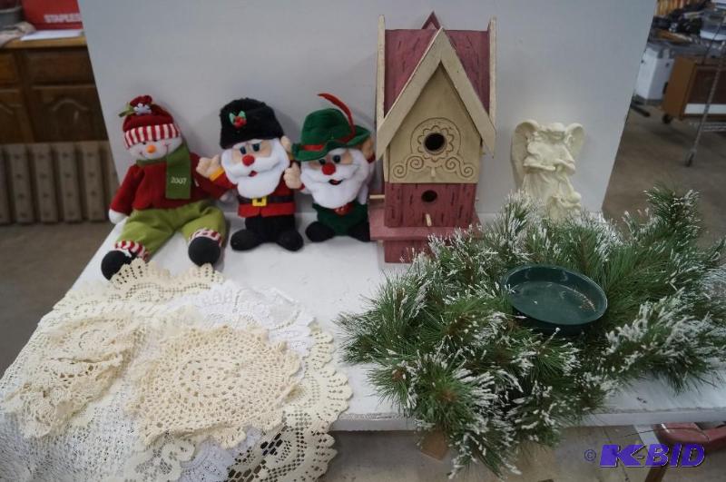 decor items